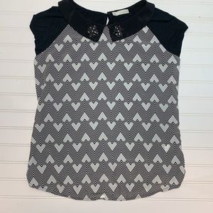 Hinge hearts top in black and white S